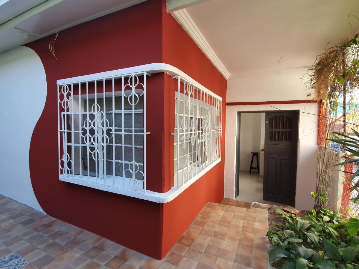 Amina Inn Flores Exterior foto